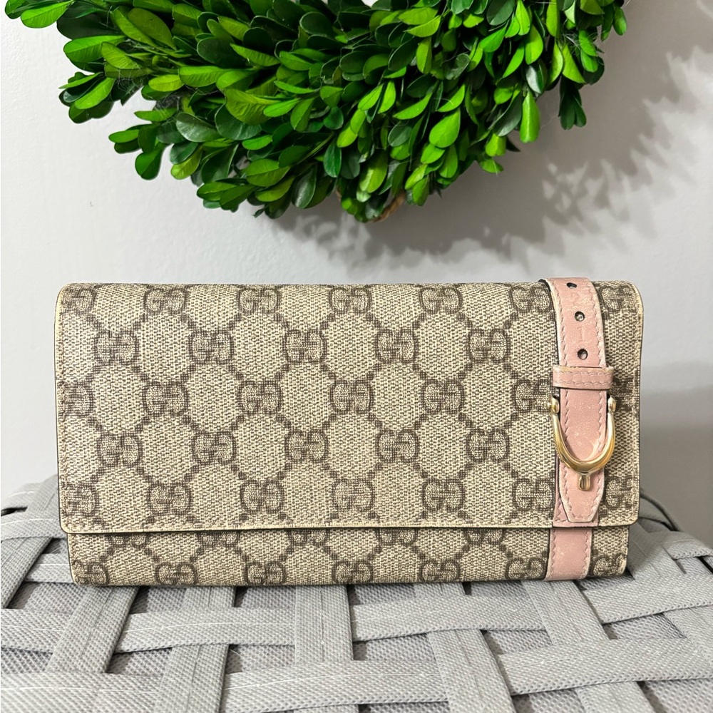 Gucci Supreme Monogram Nice Continental Long Wallet